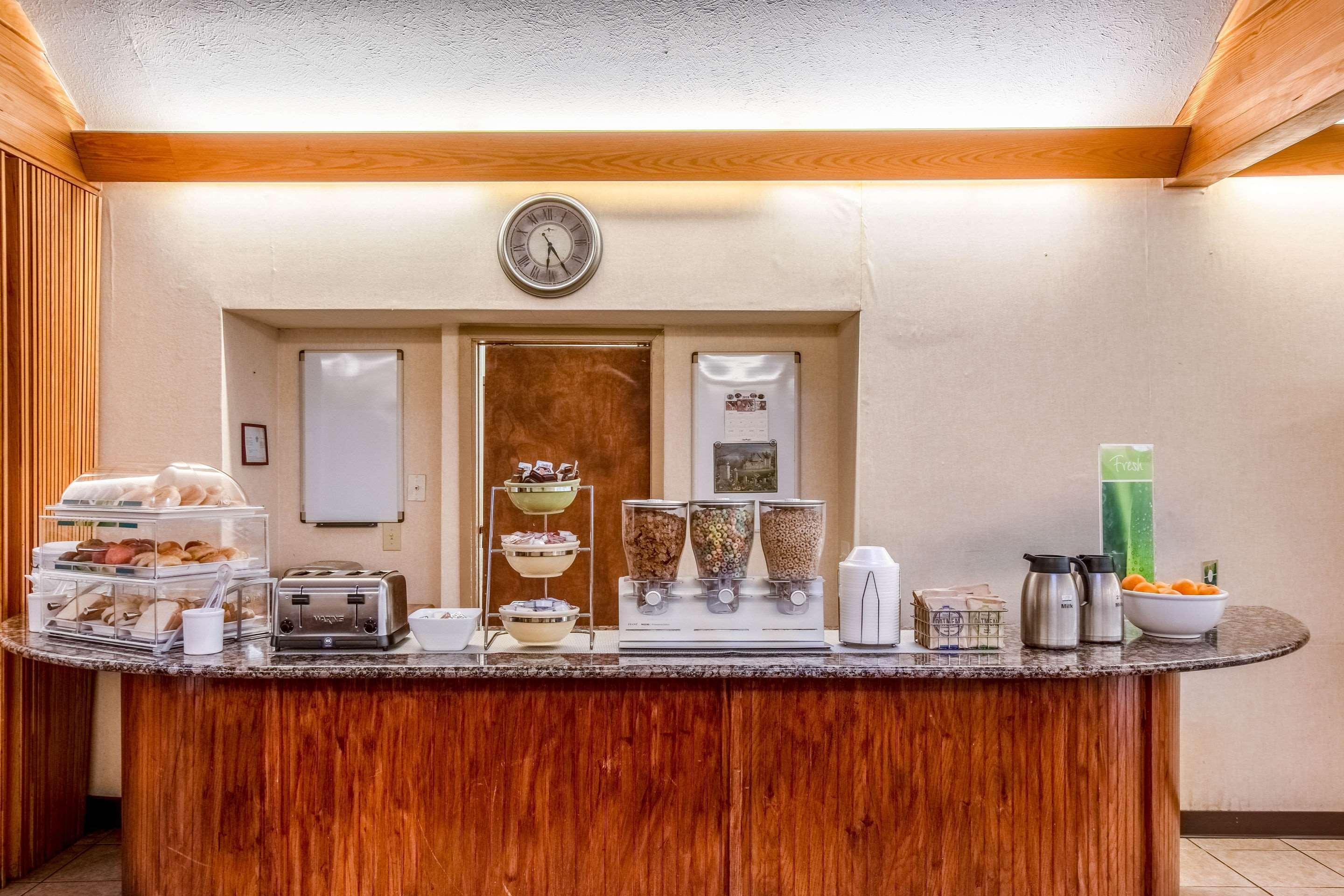 Country Inn & Suites By Radisson, Muskegon, Mi Екстериор снимка